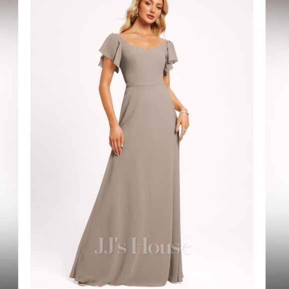 JJs House Dresses & Skirts - JJs House Ondina A-Line V-Neck Floor Length Ruffle Chiffon Dress Taupe Size 6